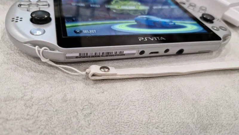 Ps Vita Slim 64гиг +60 игр+ чехол! — фото 7