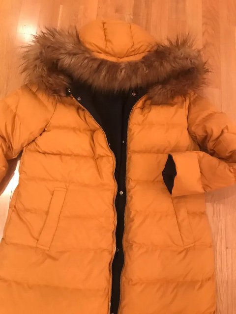 пуховик черно - тыквенный . zara