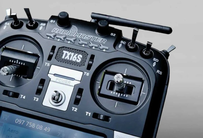 Пульт для квадрокоптера RadioMaster TX16S MKII ELRS Mode 2 дрон FPV — фото 2