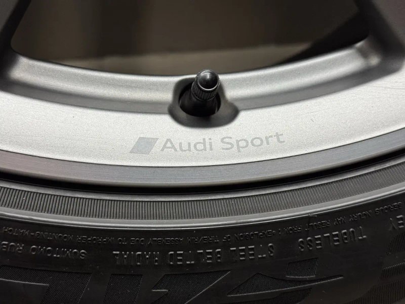 R-21 AUDI SPORT літо 285/40/21 оригінал для АУДІ SQ-7 Q-7 SQ-8 Q-8 літній комплект 285/40/R21 DOT 2025 — фото 7