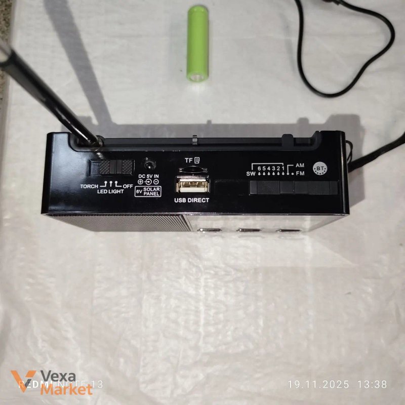 Радіоприймач RX з акумулятором, ліхтарем та USB/SD — фото 2