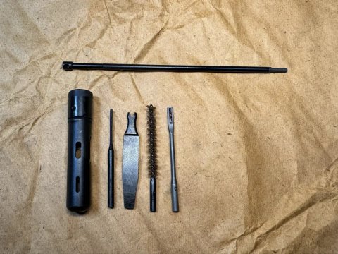 Радянський пенал калібру 5.45 і шомпол для АКСУ/ АКС-74у