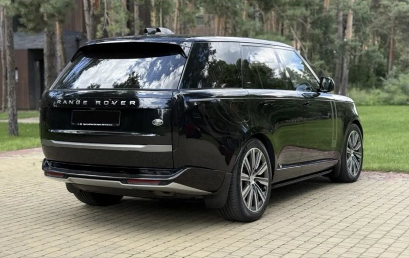 Range Rover P 440e , plug in , 2023 г — фото 4