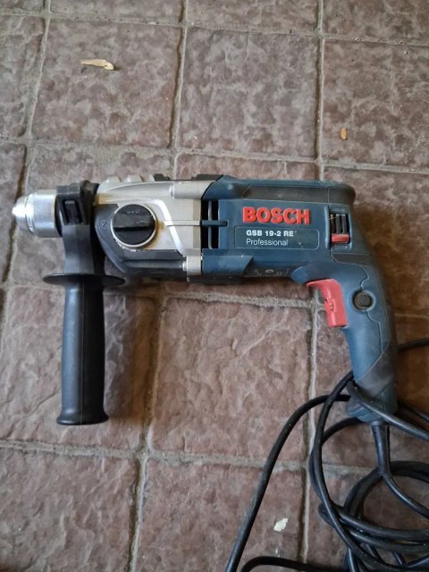 Распродаж!!Ударна дрель bosch professional gsb 19-2 re