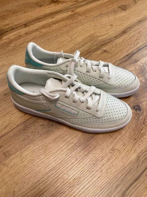 Reebok Club C 85 оригінал жіночі кросівки 38.5 розмір