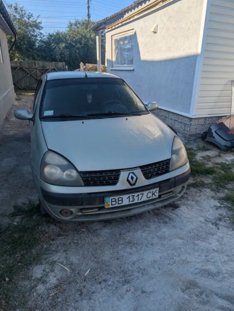 renault clio 2004 1.5 дизель. Шарот по запчастям любые запчасти все вопросы по телефону есть всё в наличии
