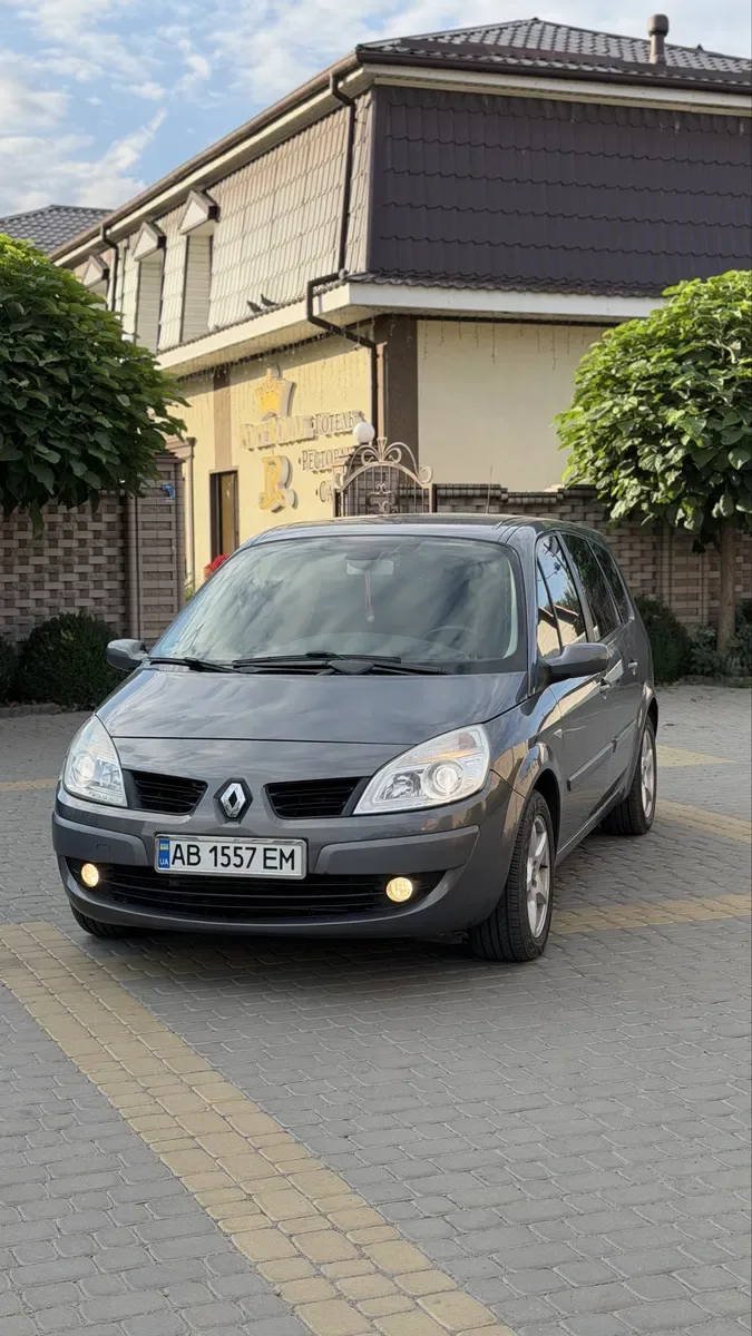 Renault Grand Scenic — фото 2