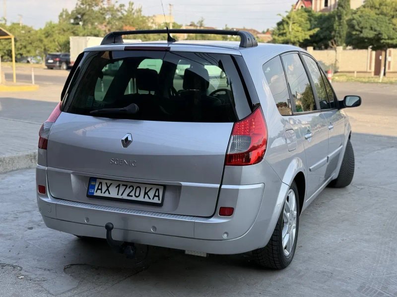 Renault  Grand Scenic Максимальна комплектація — фото 6