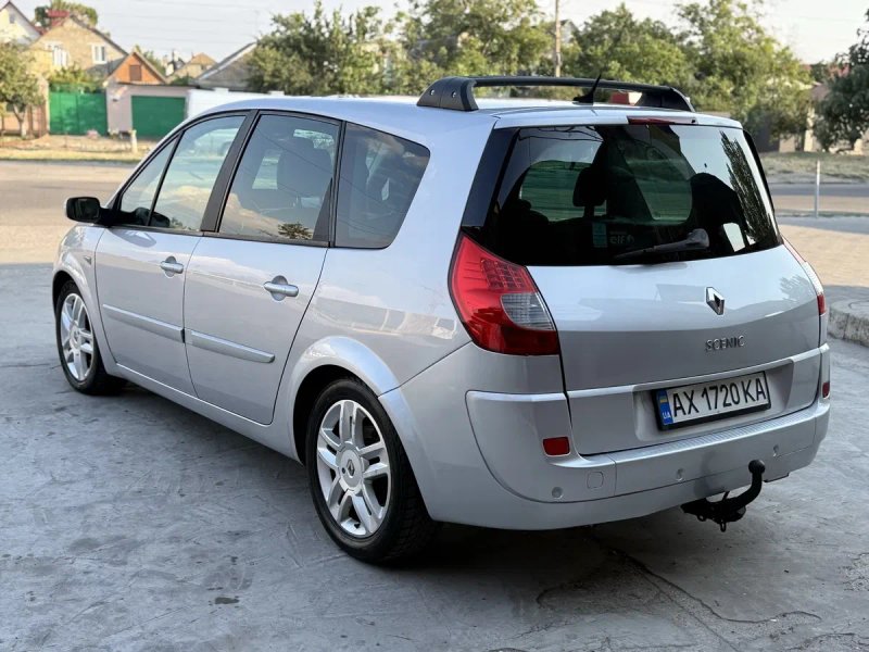 Renault  Grand Scenic Максимальна комплектація — фото 7