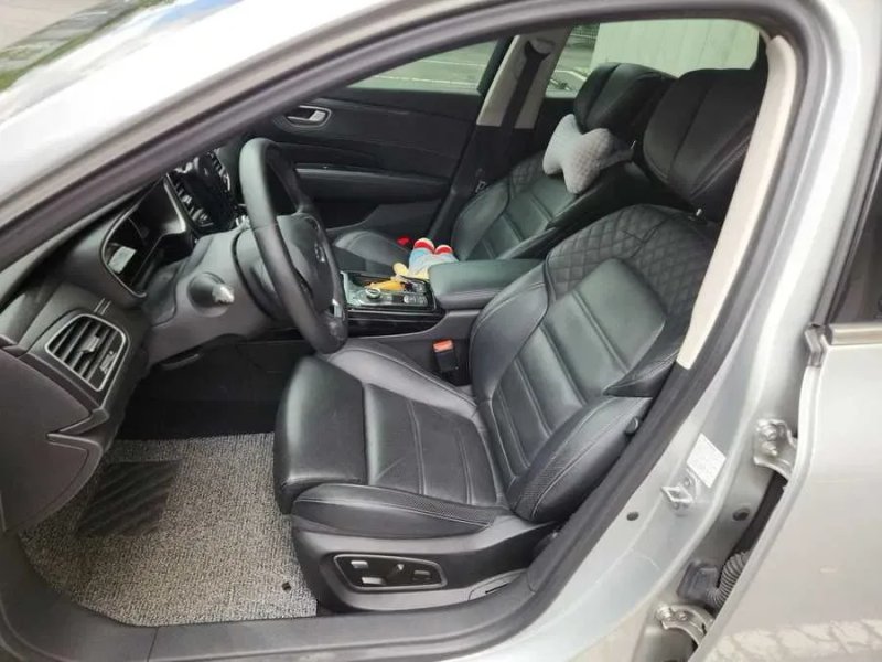 Renault Samsung SM6 2.0 GDe LE 2016 — фото 4