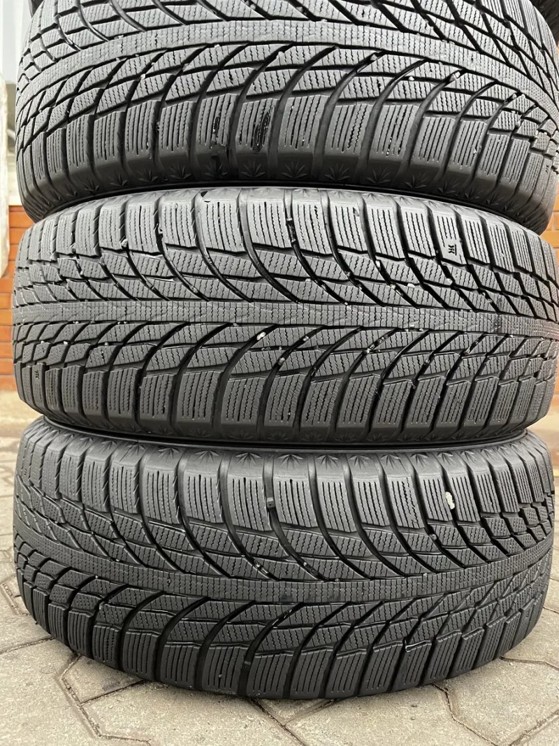 Резина Зима 23рік 205/55 R16 Kumho WinterCraft Ice Wi51 — фото 3