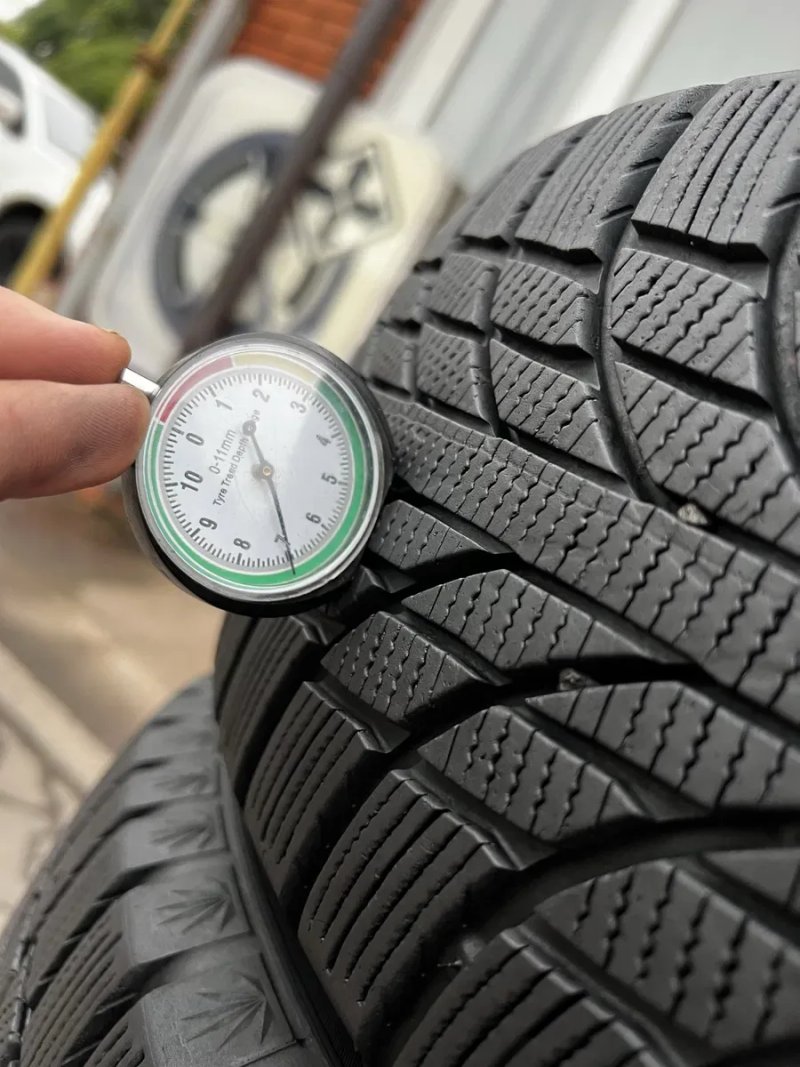 Резина Зима 23рік 205/55 R16 Kumho WinterCraft Ice Wi51 — фото 4