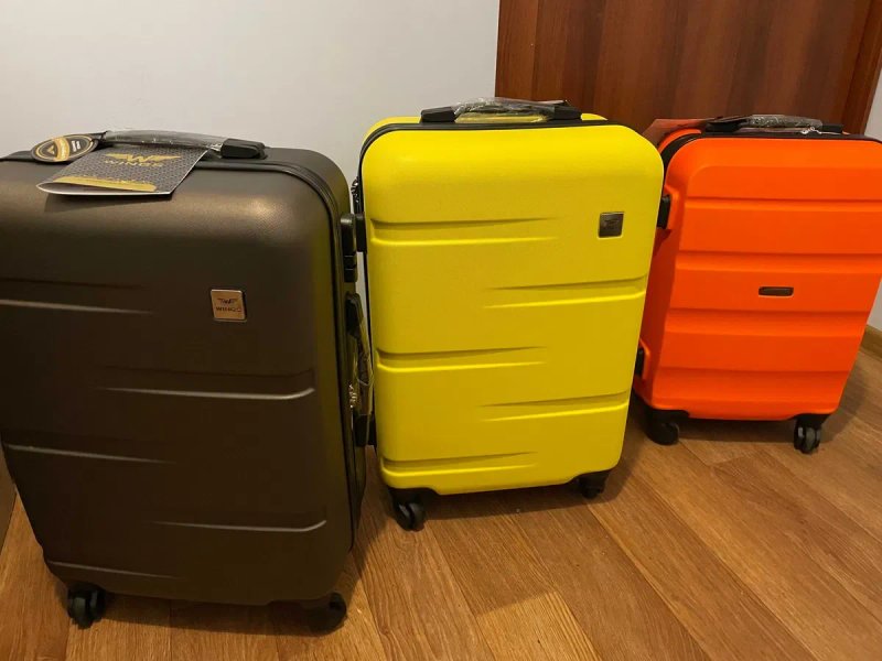 Різні моделі Самовивіз Валіза Чемодан Сумка Вінгс Wings Вингс — фото 7