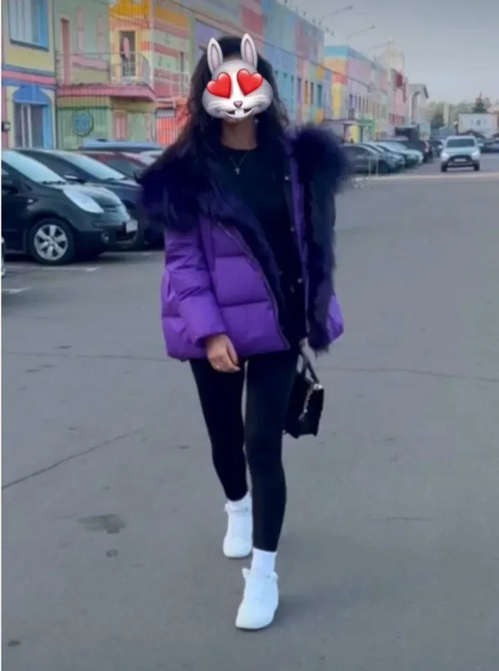 Роскошный куртка пуховик оверсайз с густым натуральным мехом  Max Mara — фото 2