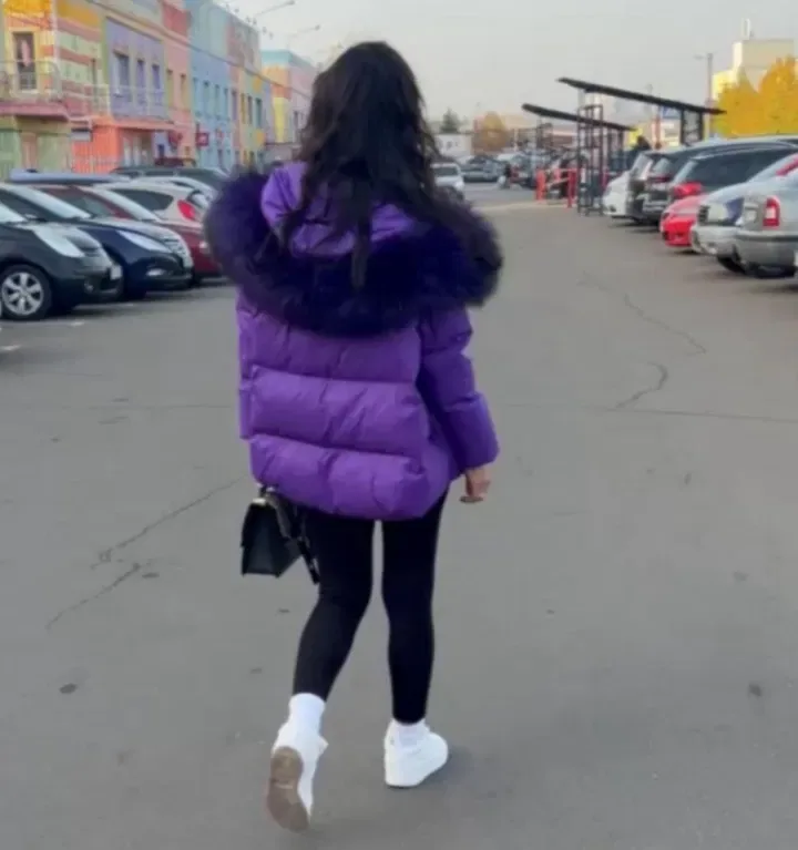 Роскошный куртка пуховик оверсайз с густым натуральным мехом  Max Mara — фото 5