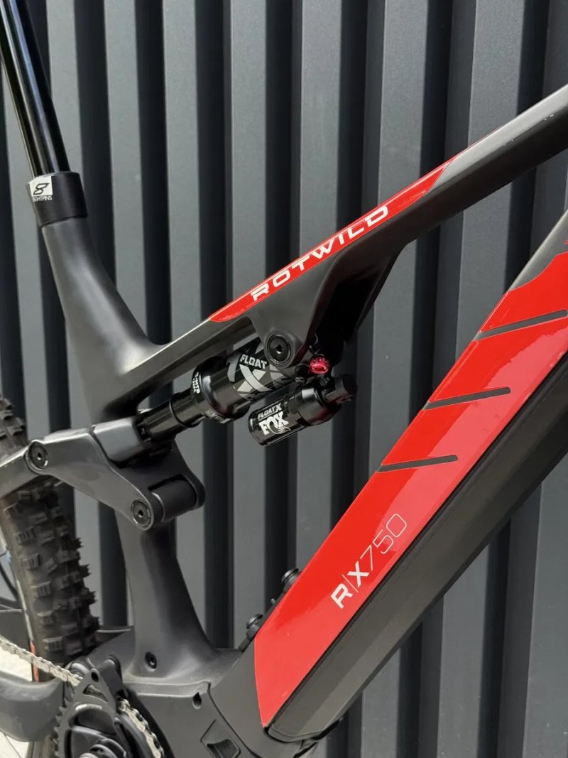 Rotwild RX 750 2026 Full Carbon електровелосипед двохпідвіс двухподвес — фото 5