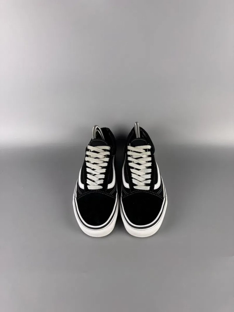 Розмір 39 24.5 см Жіночі низькі кеди Vans Old Skool — фото 4