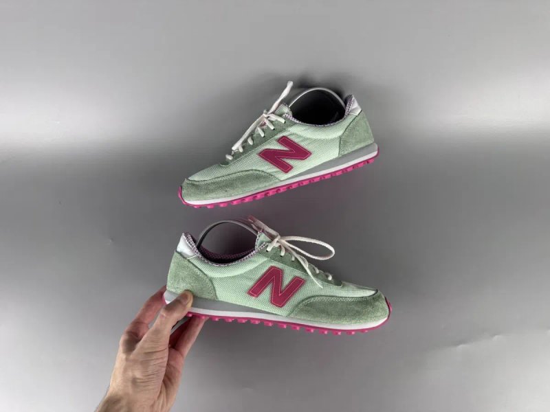 Розмір 40 25 см Жіночі кросівки New Balance 410 — фото 2