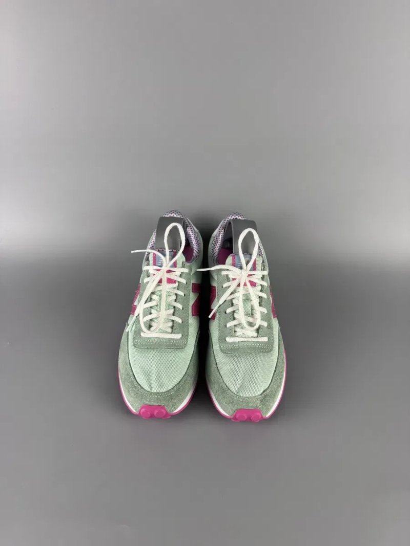 Розмір 40 25 см Жіночі кросівки New Balance 410 — фото 4