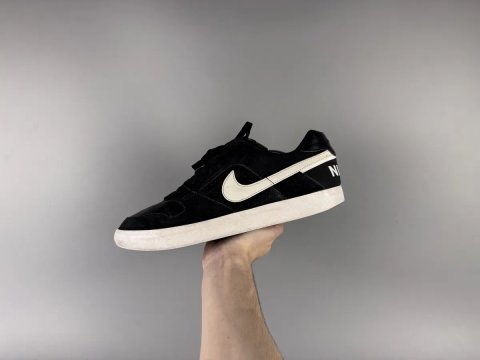 Розмір 46 29.5 см Чоловічі шкіряні кросівки Nike SB Delta Force