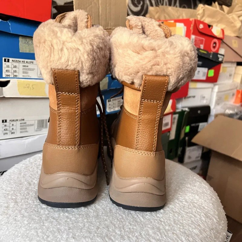 РОЗПРОДАЖ!!! Черевики  UGG Zaylee Boot. Оригінал!! Розмір 39 — фото 7