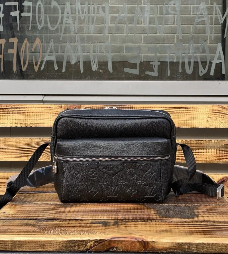 РОЗПРОДАЖ чоловіча сумка Louis Vuitton мужская сумка барсетка мессенджер клатч через плечо барсетка бананка — фото 2