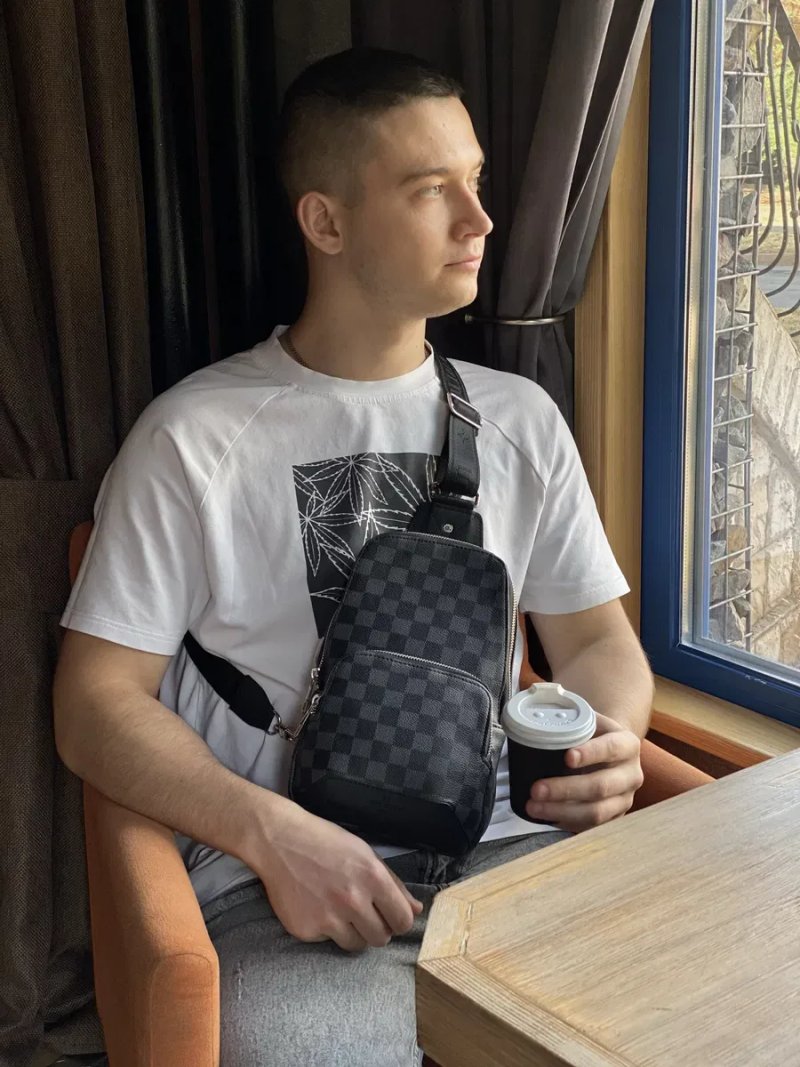 РОЗПРОДАЖ чоловіча сумка Louis Vuitton мужская сумка барсетка мессенджер через плечо слинг бананка клатч — фото 6