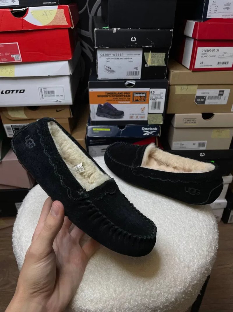 РОЗПРОДАЖ!!! Тапочки Ugg Scslloped Moc. Оригінал! Р. 36. Іде на 35) — фото 3