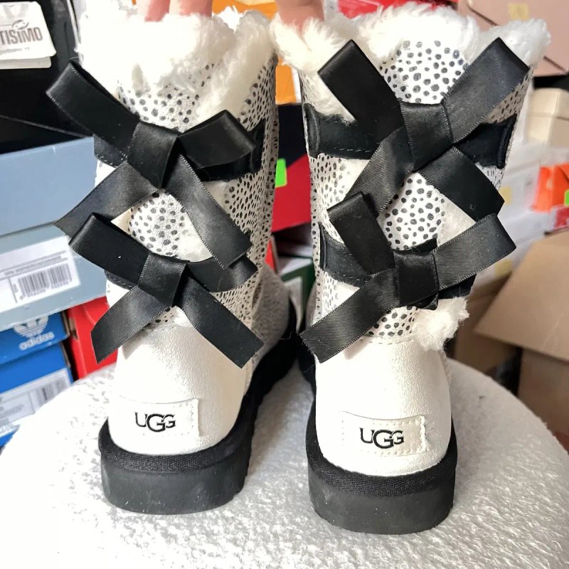 РОЗПРОДАЖ!!! Жіночі угі UGG Bailey Bow. Оригінал!!! Розмір 38. — фото 5