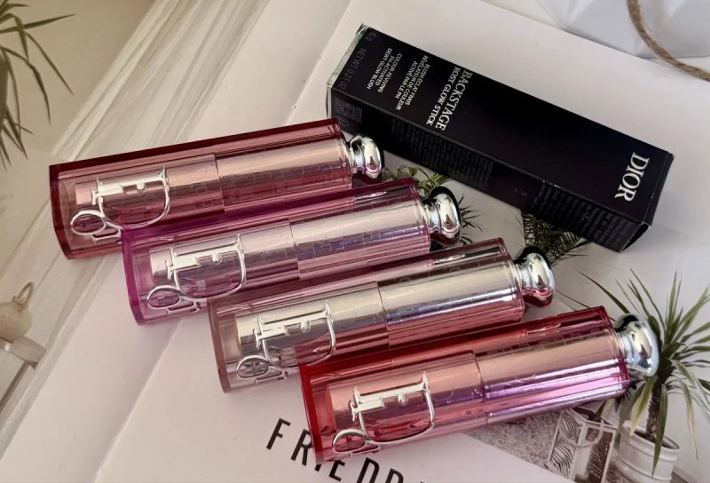 Румяна Backstage Rosy Glow Blush Stick — фото 8