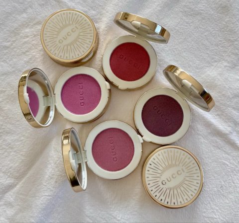Румяна Gucci Glow Blush