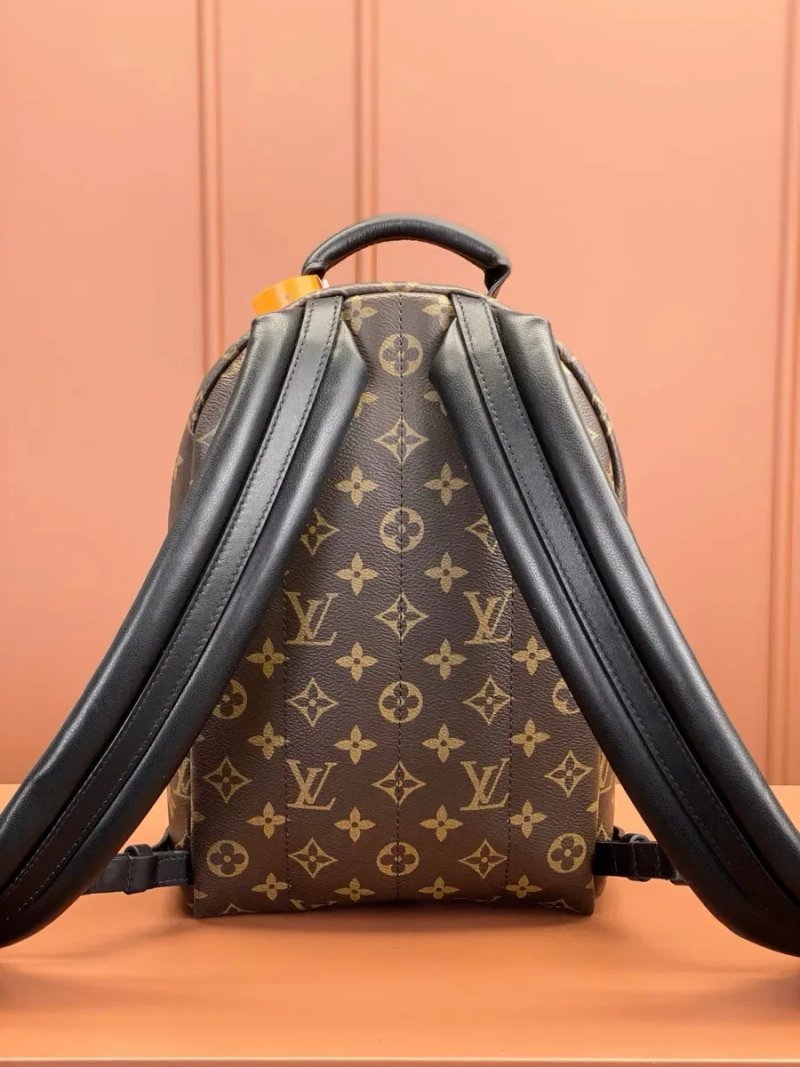 Рюкзак жіночий коричневий шкіряний натуральна шкіра Louis Vuitton Palm Springs medium size луи витон рюкзачок канва монограм женский натуральная кожа — фото 3