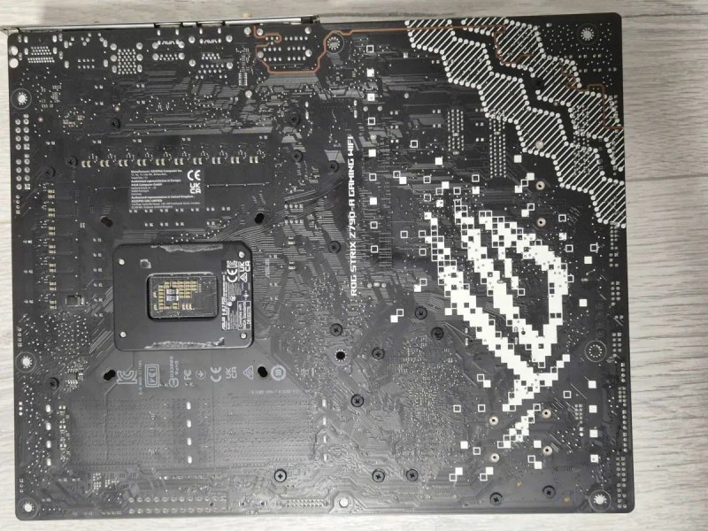 s1700 ТОП материнка ASUS ROG STRIX Z790-A Gaming Wi-Fi під білу збірку. Trade-in — фото 5