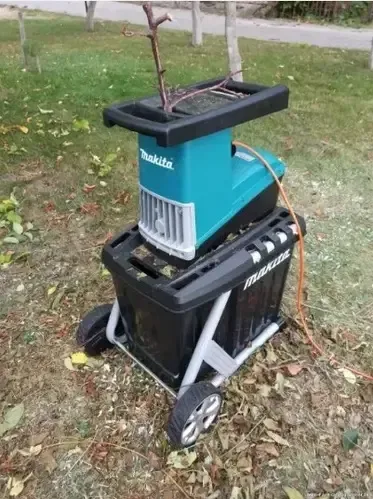 Садовий подрібнювач Makita UD2500 Измельчитель садовый дробарка Нова — фото 7