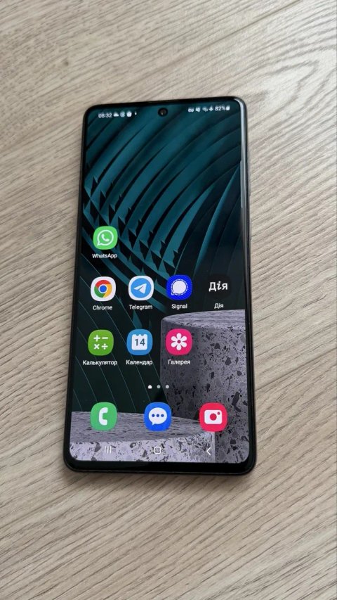 Samsung A71 6 Gb оперативки 128 Gb памяті СУПЕР СТАН
