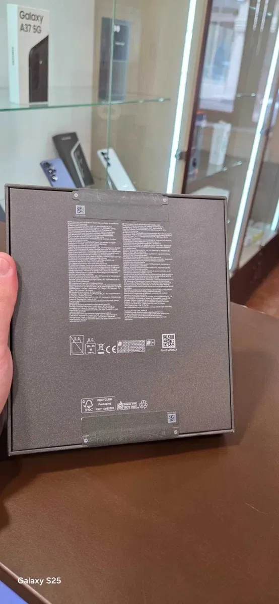 Samsung F976B Galaxy Fold 8 Ultra 12/512Gb , 16/1Tb Cream/Violet EU !!!НОВИЙ НЕВЕРЛОК ЗАПЛОМБОВАНИЙ !!! — фото 2