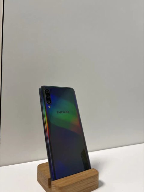 Samsung Galaxy A50 6/128 хороший стан