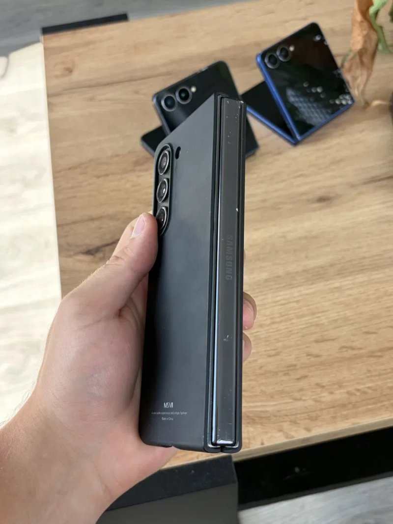 Samsung Galaxy Fold 5 12/1Tb 1024Gb Європа Official — фото 6