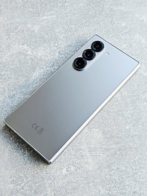 Samsung Galaxy Z FOLD 6 512Gb Silver Shadow. 2 фізичні сім та eSIM. АКБ 100%