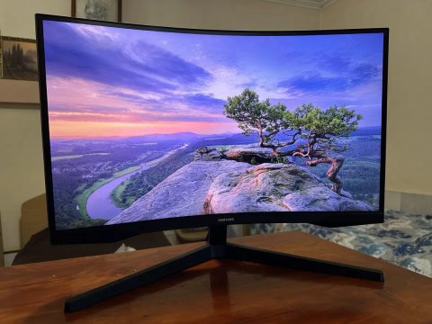 Samsung Odyssey G5 2К 144гц