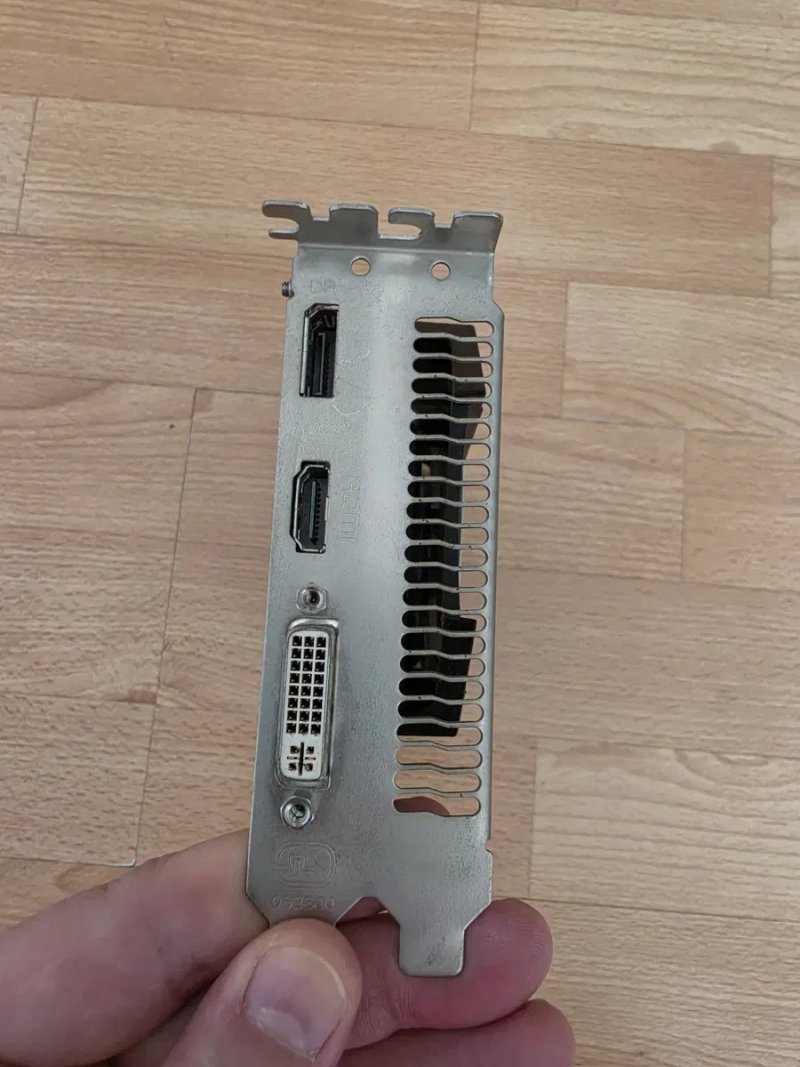 Sapphire Radeon R7 260X 1gb 128BIT GDDR5 dvi hdmi displayport Відеокарта Стан гарний — фото 2