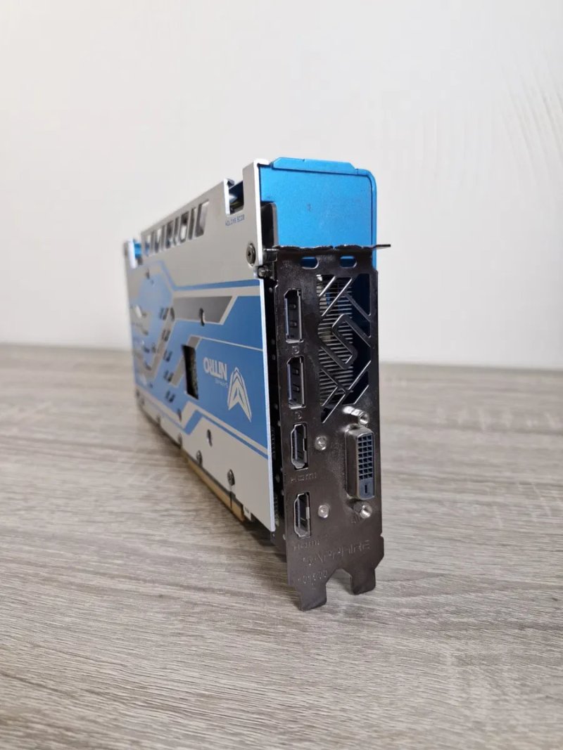 Sapphire Radeon RX 580 8GD5 Special Edition METAL BLUE NITRO+ — фото 5