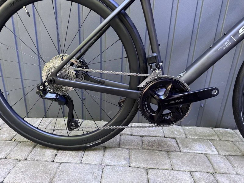 Scott Addict  30 Carbon | Ultegra Di2 | Аеродинамічний шосер преміум-класу — фото 7