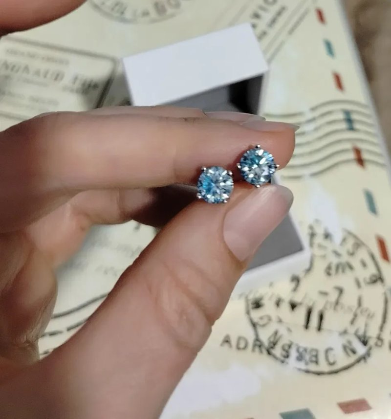 Сережки з голубим діамантом муассанітом 1 карат 6.5 Sea Blu.Безкошьовна доставка олх нова пошта! — фото 3