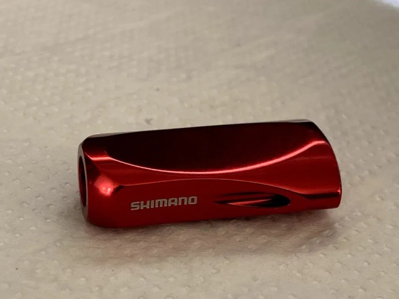 Shimano Yumeya Aluminum Sensitive Knob RedПреміальний алюмінієвий кноб від тюнінг-ательє Yumeya у насиченому червоному кольорі — фото 2