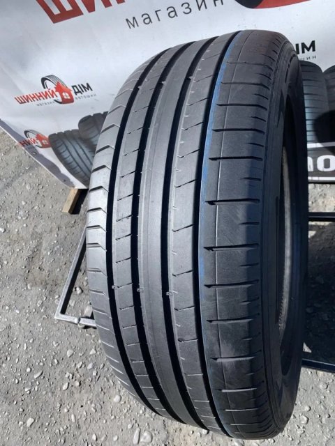 Шина одиночка 255/55 R19 Pirelli літо 2020 рік 6 мм