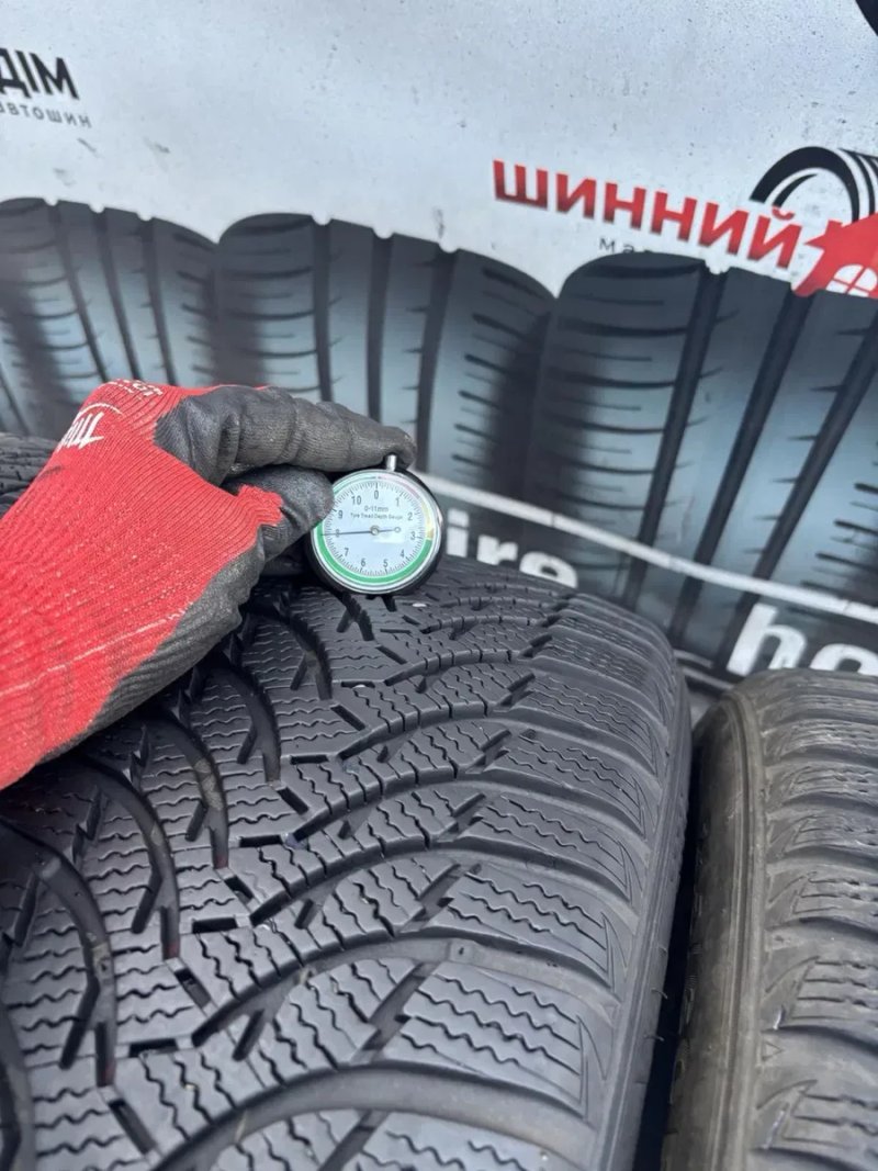 Шини 215/60 R16 Kumho 2024 рік зима, 7,5/8 мм — фото 3