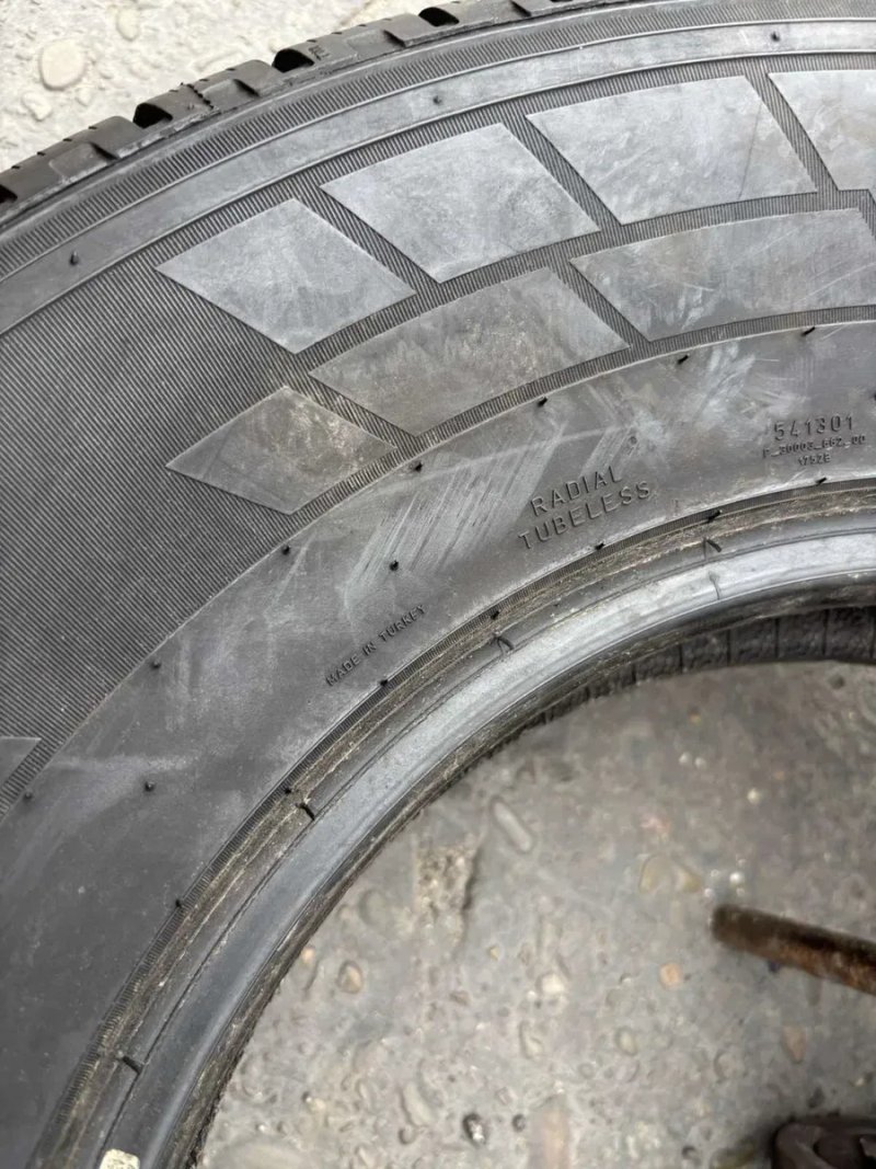 Шини 225/75 R16C Pirelli  7,9-9,9мм зима — фото 5