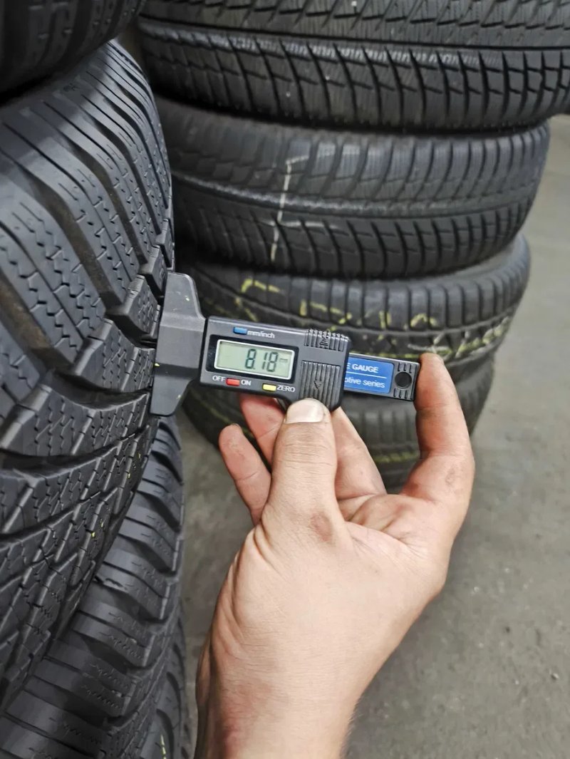 Шини бу 215/65 R17 Bridgestone Blizzak lm005 Комплект Зима — фото 8