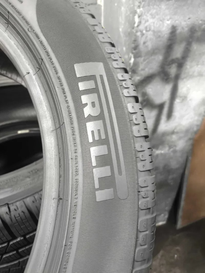 Шини бу 225/50 R17 Pirelli Sottozero Run Flat Комплект Зима — фото 8